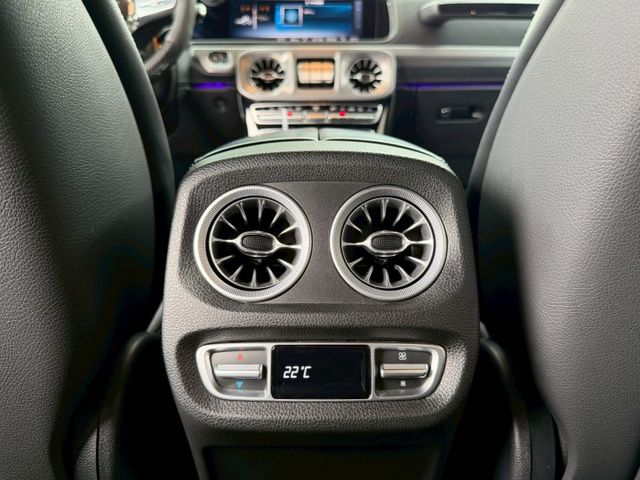 LED頭燈/盲點/免鑰匙/後座出風口/大柏林/通風座椅/雙區恆溫/倒車顯影/天窗  第6張相片