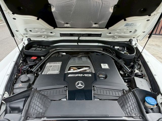 LED頭燈/盲點/免鑰匙/後座出風口/大柏林/通風座椅/雙區恆溫/倒車顯影/天窗  第12張相片