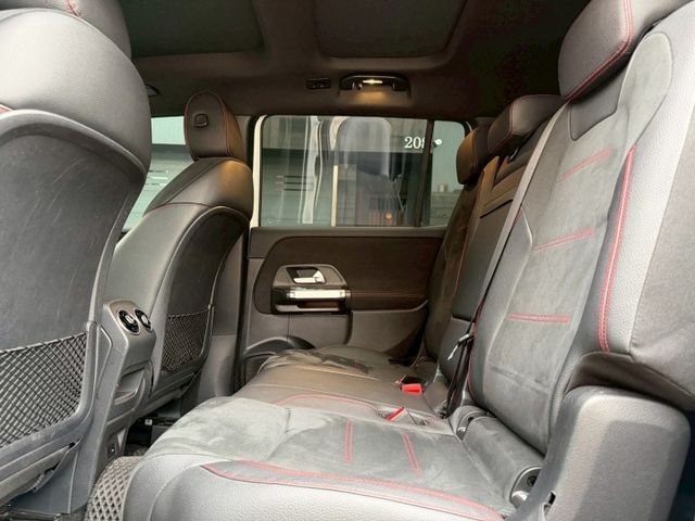 23P跟車 多光束頭燈/全景天窗/360環景/原廠導航/免鑰匙啟動/摸門解鎖/盲點偵測/環倉氣氛燈/麂皮座椅/渦輪出風口  第12張相片