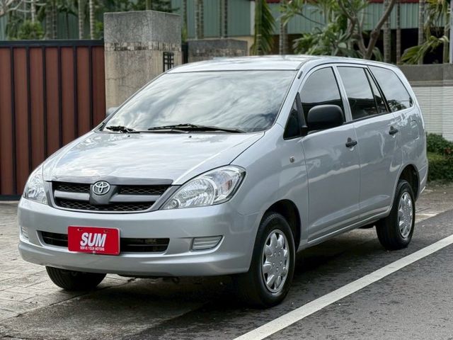 2014 TOYOTA INNOVA/廂式/恆溫空調/載人載貨空間都夠  第1張相片