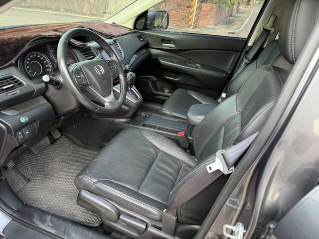 車輛整備中，歡迎預約賞車~  第4張相片