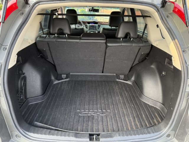 車輛整備中，歡迎預約賞車~  第9張相片