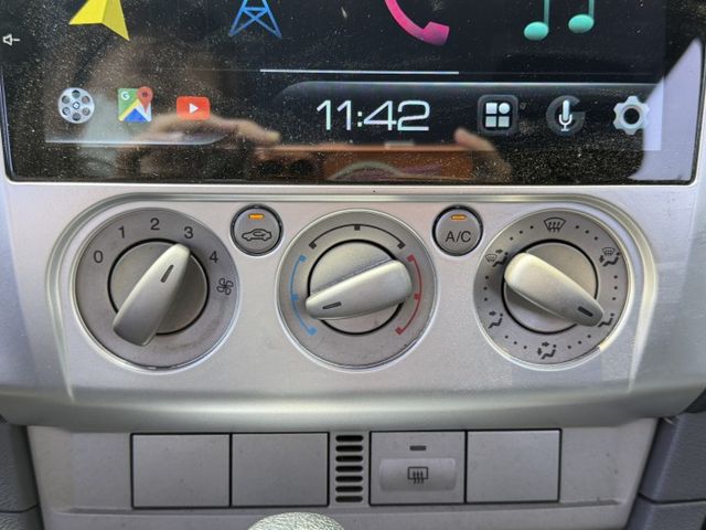 車輛整備中，歡迎預約賞車~  第10張相片