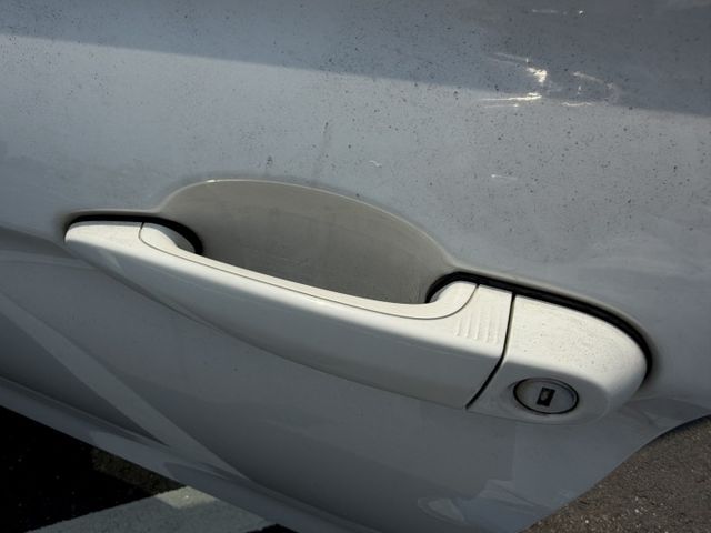 車輛整備中，歡迎預約賞車~  第4張相片