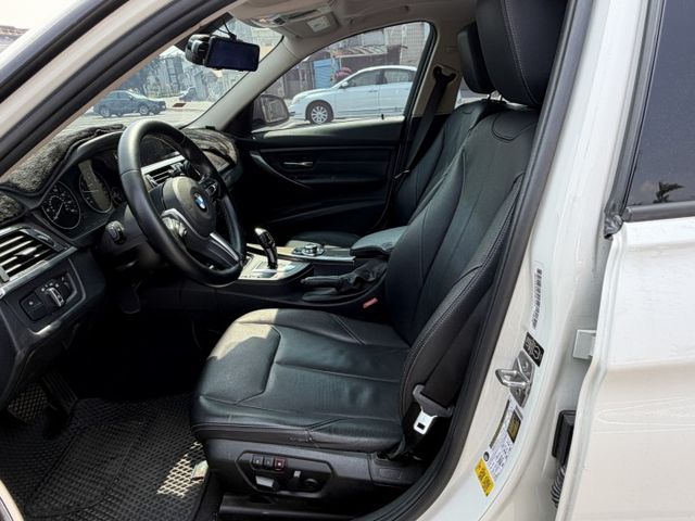 車輛整備中，歡迎預約賞車~  第5張相片