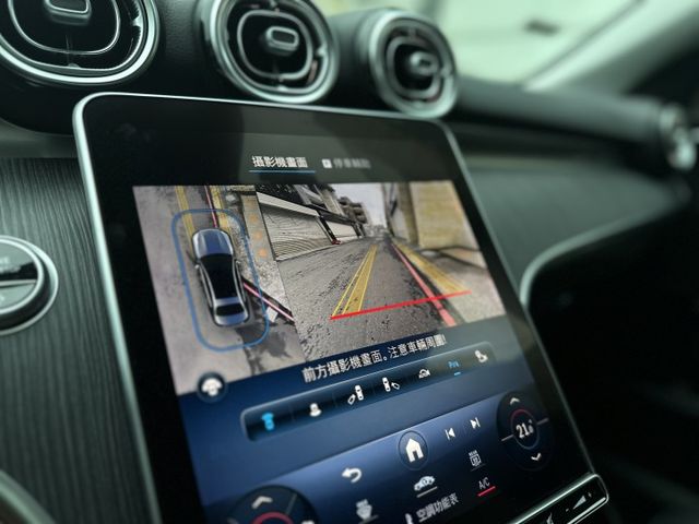 23P跟車/360環景/LED頭燈/盲點/電尾門/免鑰匙/雙區恆溫/APPLE CARPLAY/摸門/電動記憶座椅  第12張相片