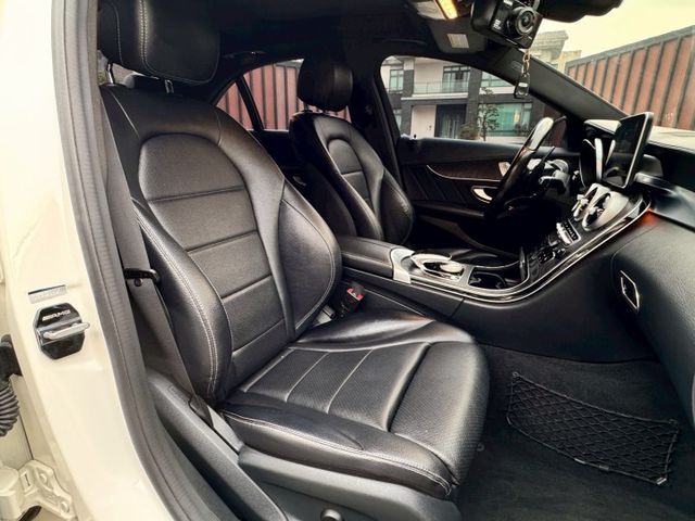 2015 BENZ C400/ 電冷熱通風椅/天窗/柏林/LED頭燈/盲點/23P跟車/倒車顯影  第7張相片