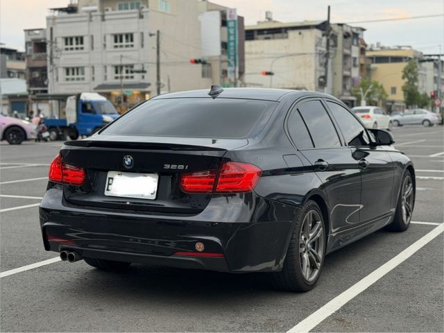車輛整備中，歡迎預約賞車~  第2張相片