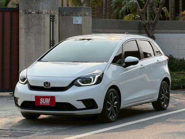 2024  HONDA FIT/LED頭燈/免鑰匙/定速/倒車顯影/恆溫空調/代步車首選  第1張相片