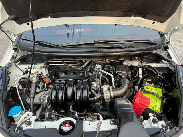 2024  HONDA FIT/LED頭燈/免鑰匙/定速/倒車顯影/恆溫空調/代步車首選  第17張相片