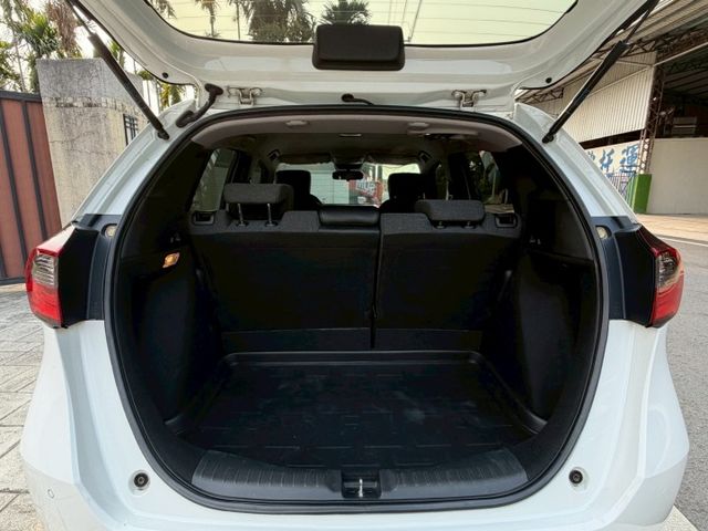 2024  HONDA FIT/LED頭燈/免鑰匙/定速/倒車顯影/恆溫空調/代步車首選  第19張相片