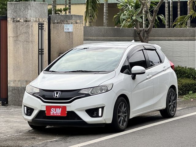 2017本田 FIT/原版件/S版/Carplay /換檔撥片/輕盈小車/移動、找車位都方便/歡迎賞車☏  第1張相片