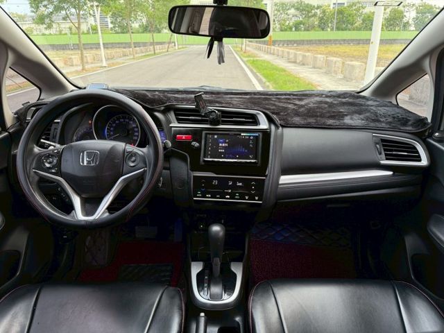 2017本田 FIT/原版件/S版/Carplay /換檔撥片/輕盈小車/移動、找車位都方便/歡迎賞車☏  第9張相片