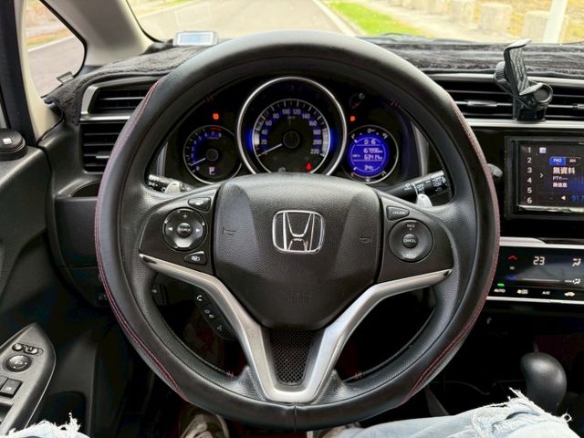 2017本田 FIT/原版件/S版/Carplay /換檔撥片/輕盈小車/移動、找車位都方便/歡迎賞車☏  第13張相片