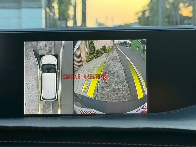 油電/LED頭燈/倒車顯影/360環景/免鑰匙/跟車/定速/車道偏移/盲點/電尾門/跟車  第19張相片
