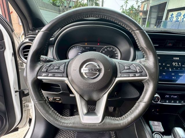 2021 NISSAN kicks/原版件/免鑰匙/倒車顯影/小型休旅/好顧好保養  第8張相片