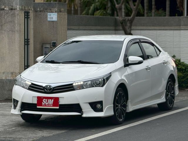 2014 TOYOTA ALTIS Z版/LED頭燈/免鑰匙/摸門/安卓機/倒車顯影/定速/恆溫空調  第1張相片