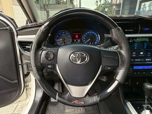 2014 TOYOTA ALTIS Z版/LED頭燈/免鑰匙/摸門/安卓機/倒車顯影/定速/恆溫空調  第15張相片