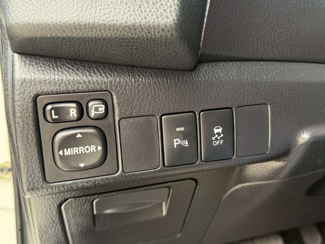 2014 TOYOTA ALTIS Z版/LED頭燈/免鑰匙/摸門/安卓機/倒車顯影/定速/恆溫空調  第17張相片