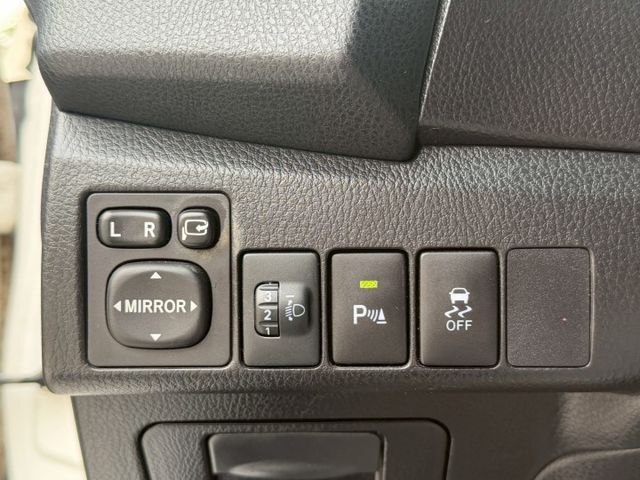 2014 ALTIS/原版件/定速/恆溫空調/免鑰匙/摸門/循跡防滑/開不壞系列  第16張相片