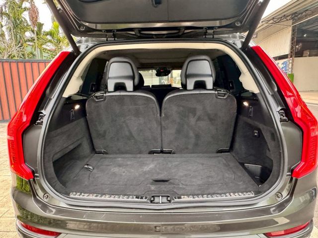2020 XC90 B5/油電車/LED頭燈/免鑰匙/HK音響/後座出風口/電動座椅/旅行式/電尾門  第15張相片