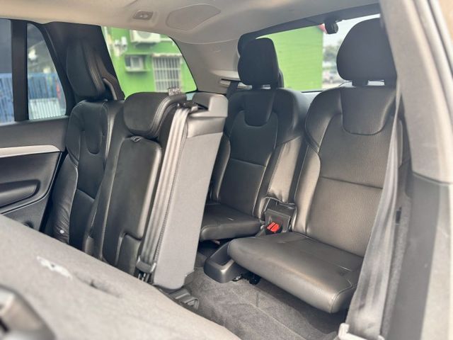 2020 XC90 B5/油電車/LED頭燈/免鑰匙/HK音響/後座出風口/電動座椅/旅行式/電尾門  第16張相片