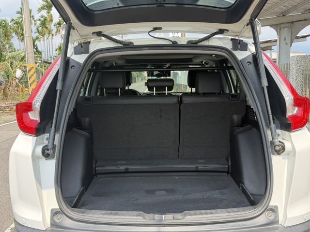 車輛整備中，歡迎預約賞車~  第8張相片