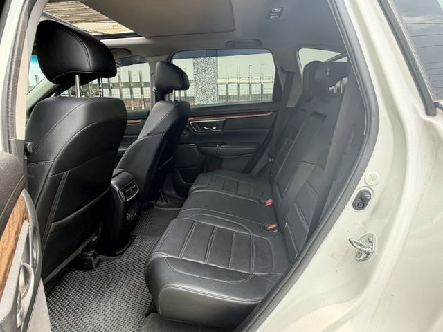 車輛整備中，歡迎預約賞車~  第14張相片