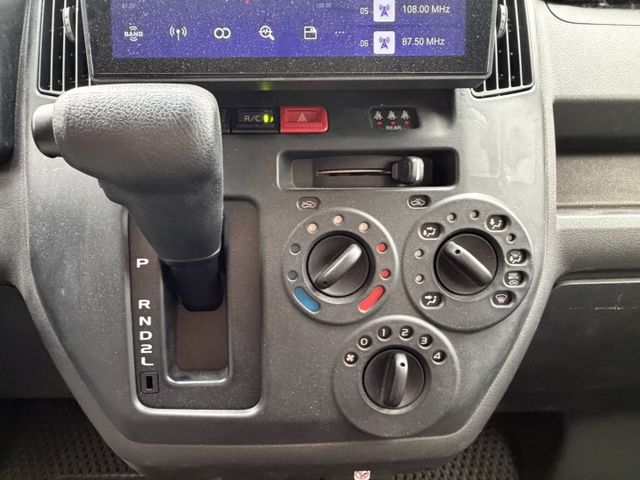 車輛整備中，歡迎預約賞車~  第9張相片
