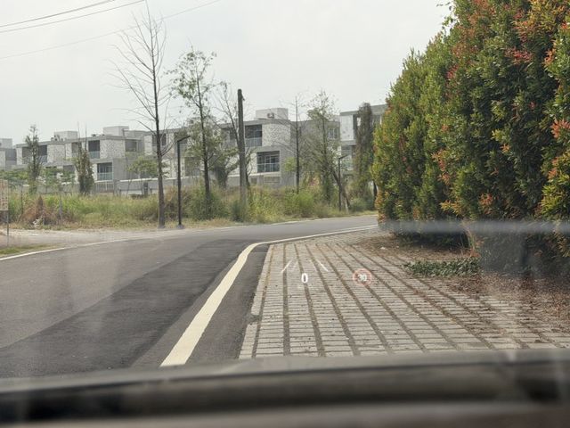 車輛整備中，歡迎預約賞車~  第16張相片