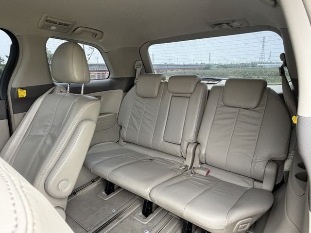 車輛整備中，歡迎預約賞車~  第6張相片