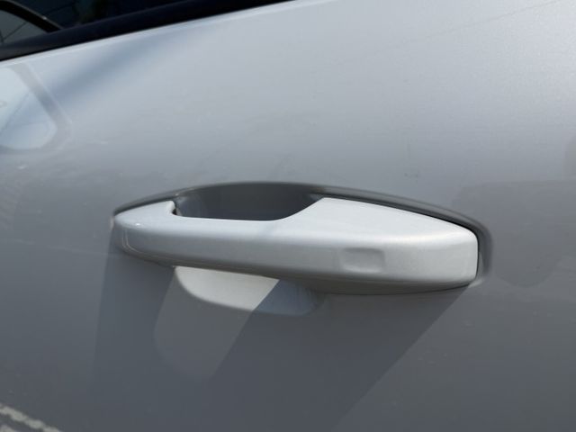 車輛整備中，歡迎預約賞車~  第9張相片
