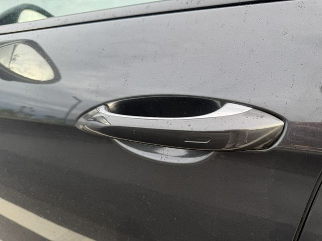車輛整備中，歡迎預約賞車~  第4張相片