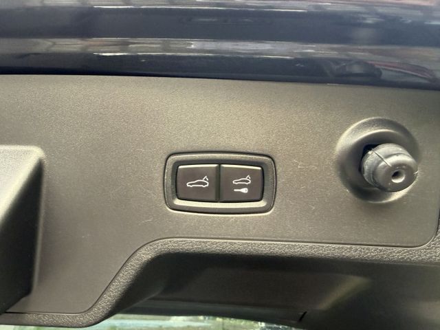 車輛整備中，歡迎預約賞車~  第12張相片
