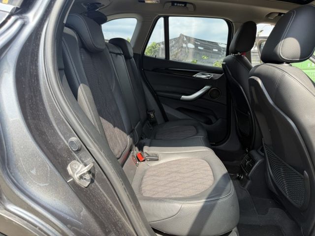 車輛整備中，歡迎預約賞車~  第7張相片