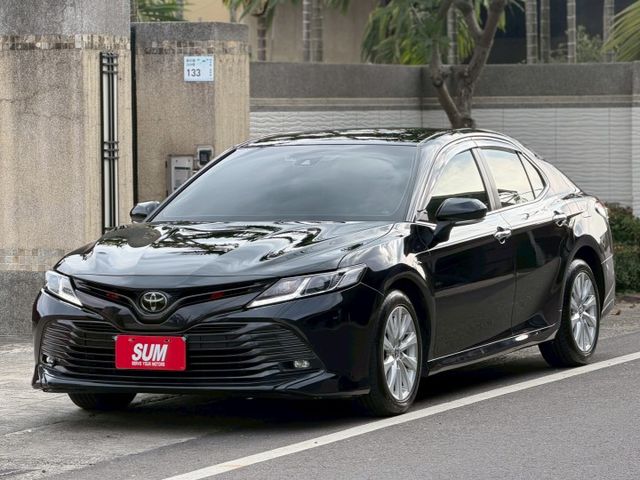 LED頭燈/盲點/雙前電動座椅/摸門/車道偏離/ACC跟車/循跡防滑/倒車顯影/免鑰匙/雙區恆溫  第1張相片