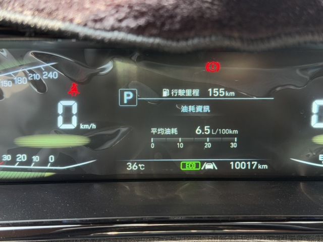 LED頭燈/電動座椅/定速/360環景/免鑰匙/電子手煞/盲點/車道置中/CARPLAY /循跡防滑  第3張相片