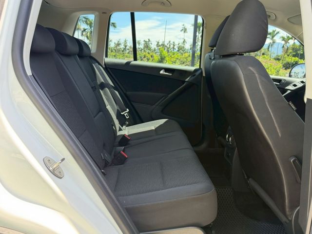 車輛整備中，歡迎預約賞車~  第7張相片