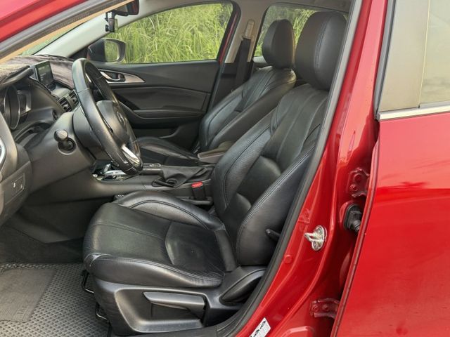 車輛整備中，歡迎預約賞車~  第4張相片