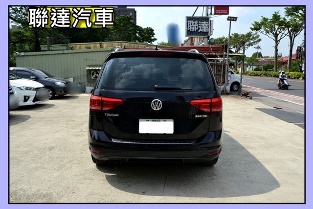 2016 Volkswagen Touran 280 TSI Comfortline《七人座/電動座椅/電動尾門》  第5張相片