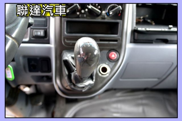 四期 / 堅達 / 升降尾門 / 柴油車  第11張相片