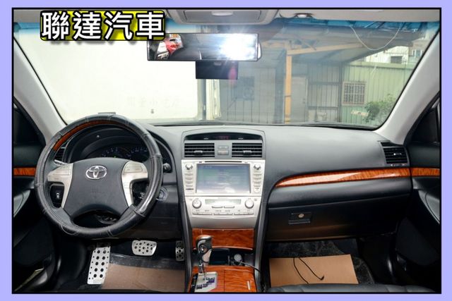 2010 Toyota Camry 2.4 G尊貴版/一手車/天窗/雙電動座椅/僅跑10萬公里  第7張相片
