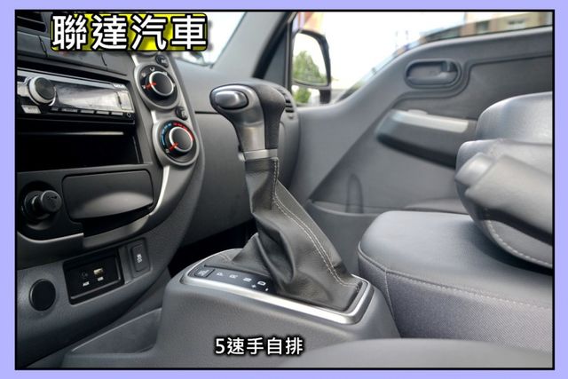 僅跑2萬3KM/一手車/電動升降斗篷/全車原版件/手自排/柴油/倒車影像/安全氣囊/電動後視鏡  第7張相片