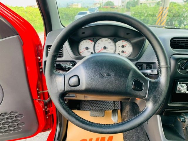 冠鑫全程為您服務.4WD優質美車.千萬不要錯過  第8張相片