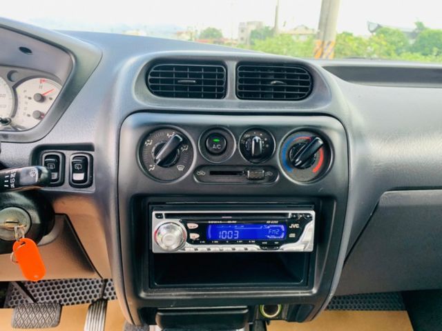 冠鑫全程為您服務.4WD優質美車.千萬不要錯過  第9張相片