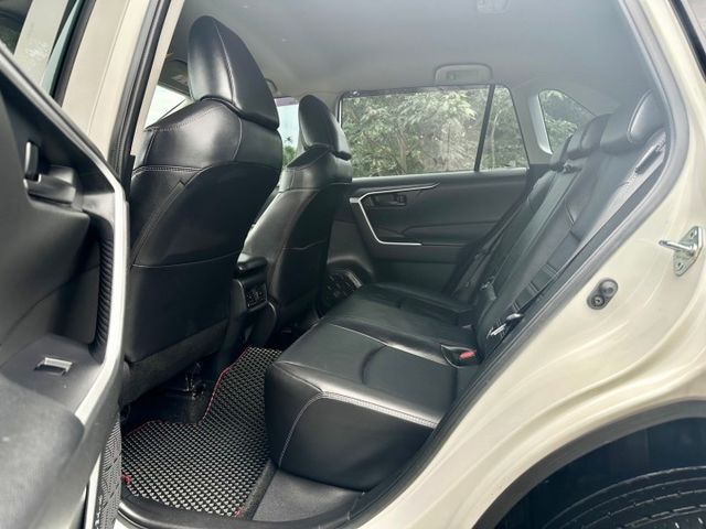 冠鑫汽車全程為您服務~2020年/RAV4 /2000CC 全車原版件  第8張相片