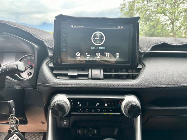冠鑫汽車全程為您服務~2020年/RAV4 /2000CC 全車原版件  第12張相片