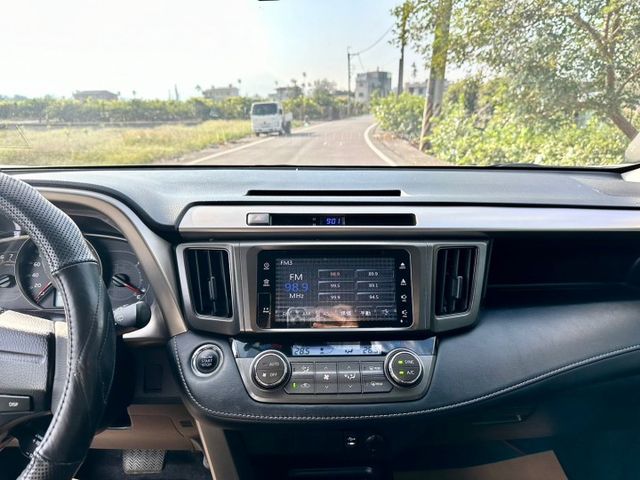 冠鑫汽車全程為您服務~ 2013年RAV4 2500CC  第11張相片