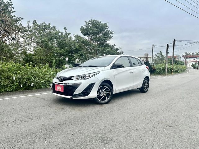 冠鑫汽車全程為您服務~2022年Yaris 1500cc/ G版/全車原版件  第1張相片