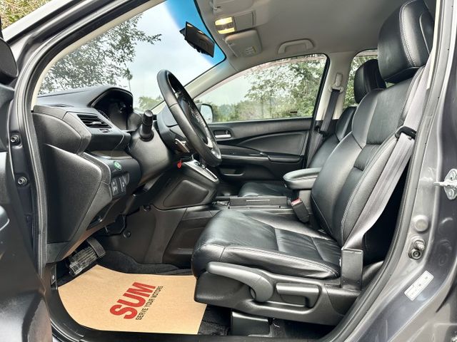 冠鑫汽車全程為您服務～ 2015年CRV/2400cc/VTI/全車原版件  第4張相片